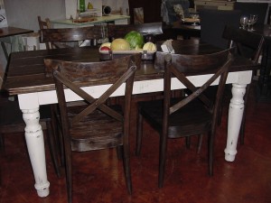 HANDMADE in America FARM TABLE with "OLD COUNTRY CHIC" Legs