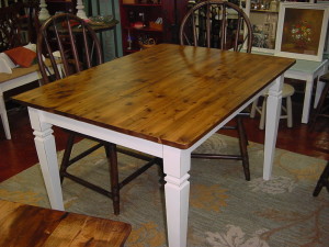 HARVEST FARM TABLE ( 3' x 4')