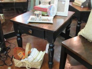 Refinished SIDE / END TABLE